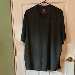 Nike Men's Charcoal Dri-FIT Tee